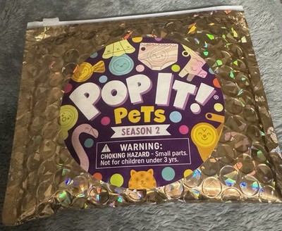 Pop It! Pets Season 2 Color Changing Mystery Bag Figures w/ Cards & Keychain