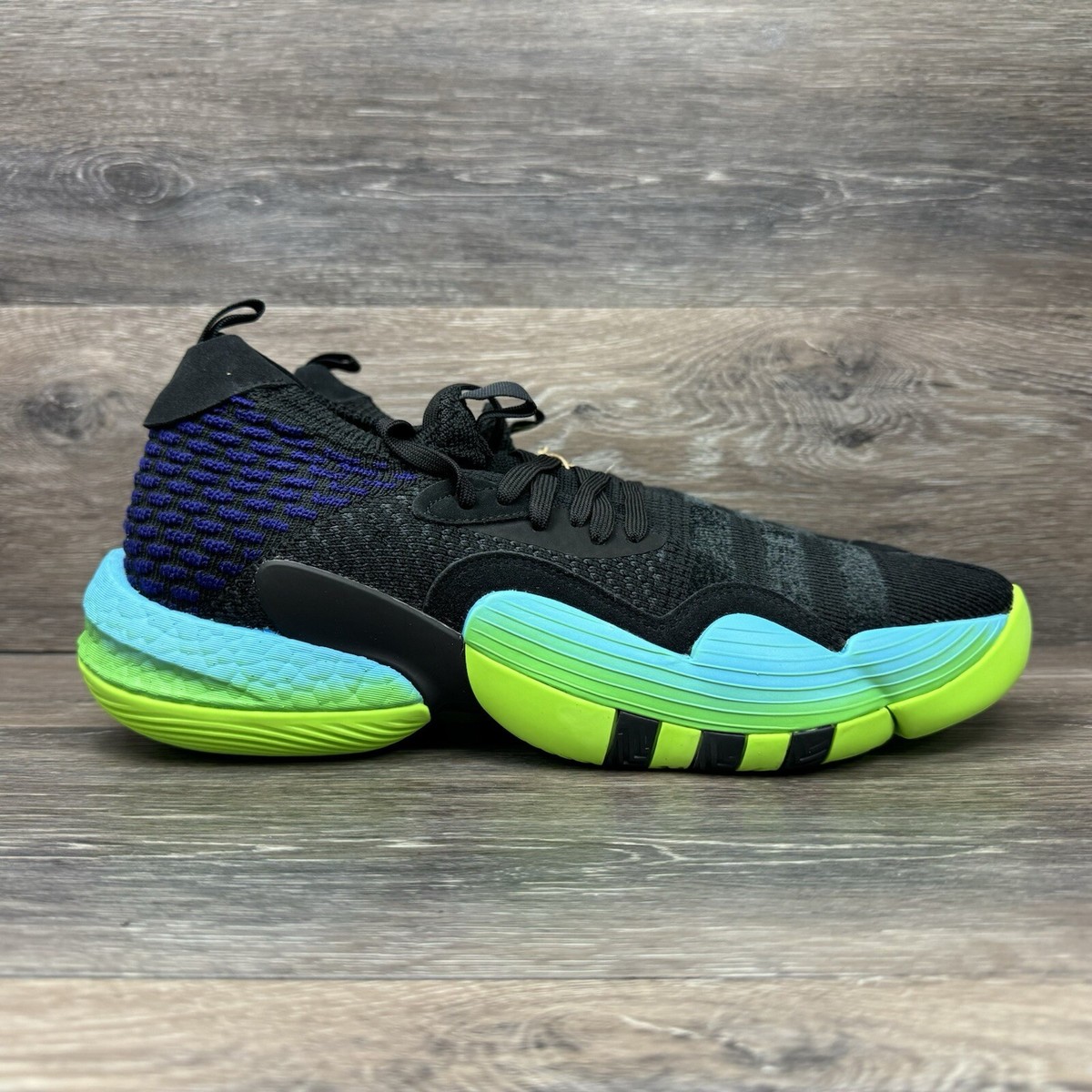 Adidas Trae Young Trae-Tlien Basketball Shoes Mens Size