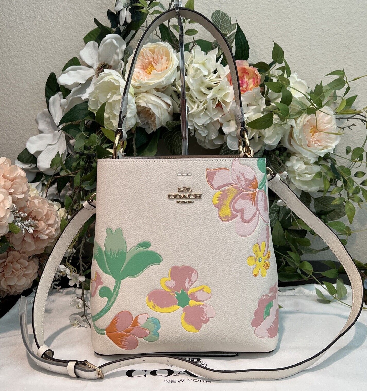 coach crossbody tote