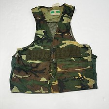 VTG Game Winner Sportswear Woodland Camo Duck Hunting Shooting Vest Size M