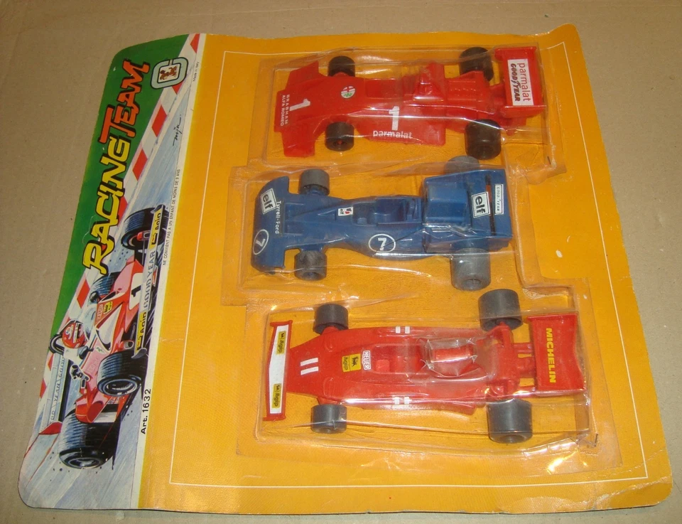 RACING TEAM FERRARI/TYRREL-FORD/BRABHAM ALFA ROMEO CANE' BOLOGNA ANNI 60/70 - Immagine 4 di 4