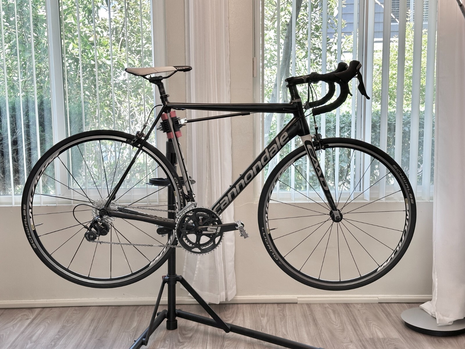 Cannondale CAAD12 | 56, Shimano 105 11 sp, Mavic Aksium wheels, full tune up