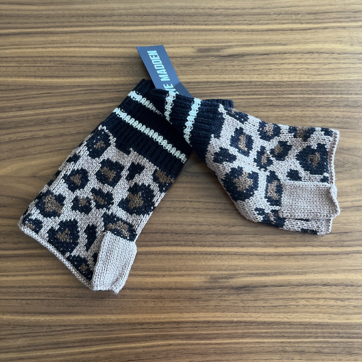 STEVE MADDEN Women display picture 1