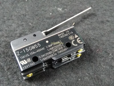 5PCS Omron Z-15GW55 ( Z15GW55 ) Limit Basic Switch New