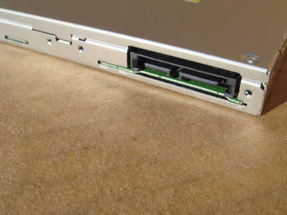 NEW Sony Optiarc AD-7691H-H6 12.7mm 8X DVD/CD RW Slot SATA (HP: 660407-001) - Image 3 of 3