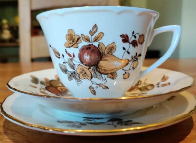 ROYAL WORCESTER Autumn TRIO TEA CUP SAUCER AND SIDE PLATE - VGC | eBay 
