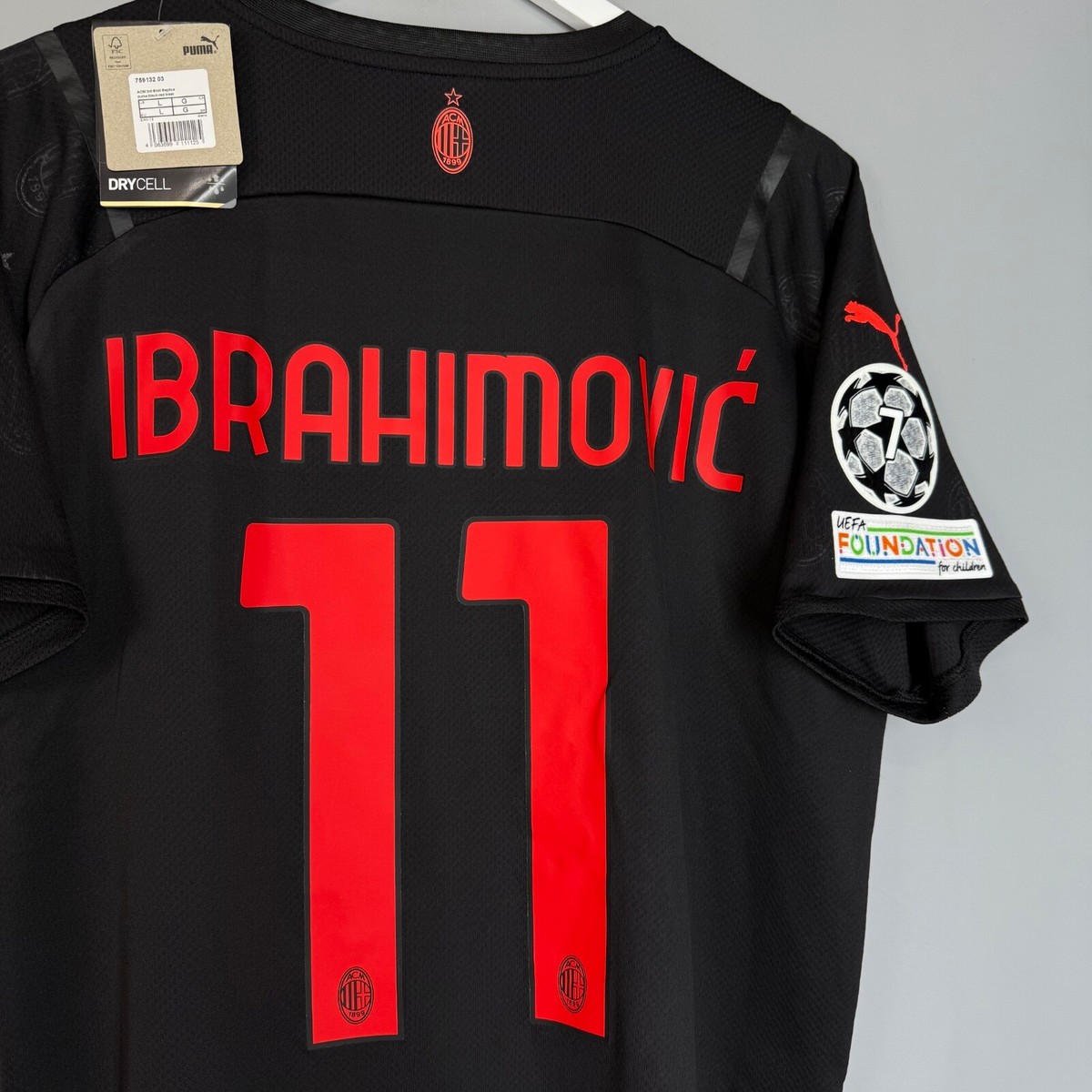 ACミラン　リバウド　11番　football Brazil Italy BNWT AC MILAN ITALY 2022 2023 THIRD BLACK FOOTBALL JERSEY