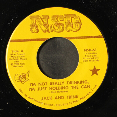 JACK & TRINK: i'm not really drinking, i'm just holding the can / i can't see me