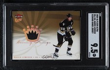 2005-06 Fleer Ultra Scoring Kings Jersey Mario Lemieux SGC 9.5 Mint+ HOF 11ym