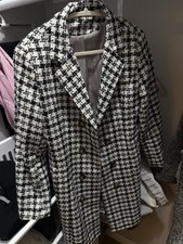 White And Black Women s Blazer Size Medium