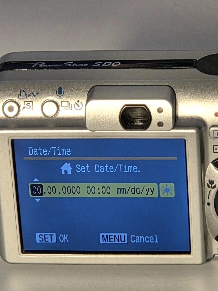 Cámara digital compacta Canon PowerShot S80 8 MP 3,6 zoom estuche plateado negro Foto 4 de 4