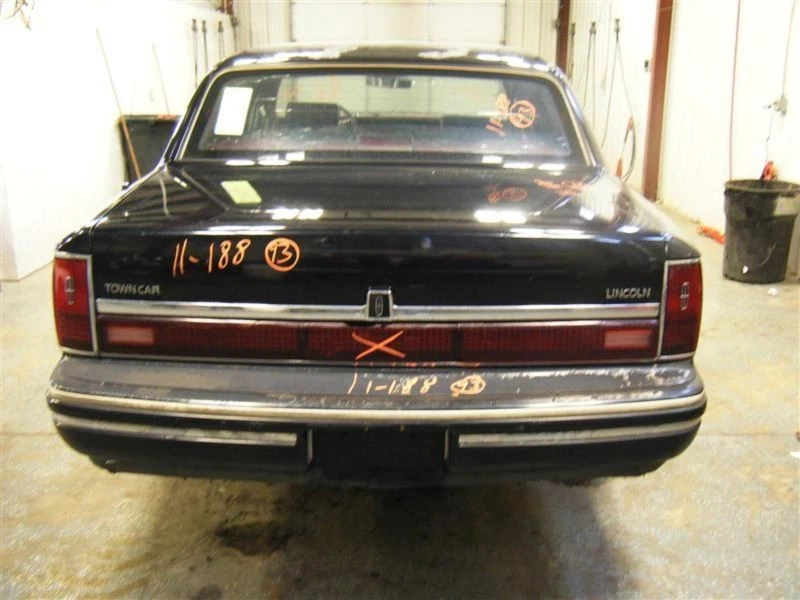 Colector de escape izquierdo del conductor para 91-93 Lincoln & Town Car 24185 Foto 2 de 4