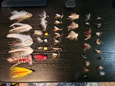 Vintage (40) Fly Fishing Tackle Lot  Of Different Types Of Flys.