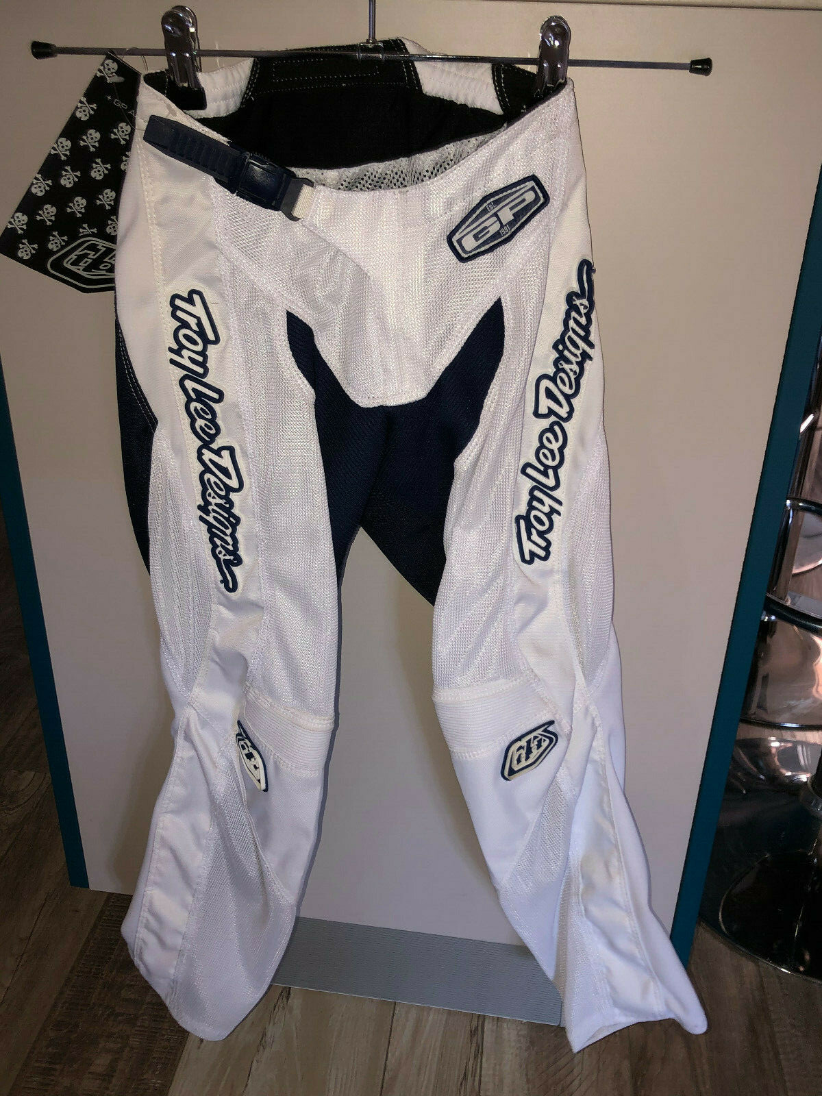 Pantalon motocross enfant respirant et renforcé taille 24 Troy Lee Designs