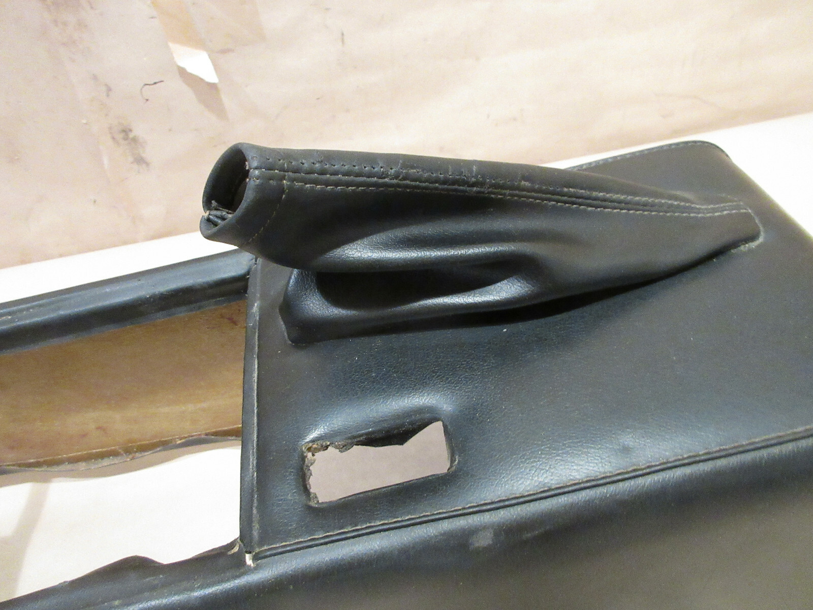 Ferrari 308 Center Console / Tunnel Assy GTS USA P/N 60366200