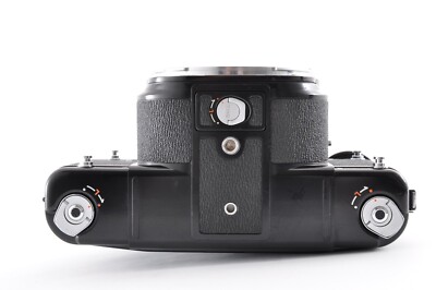 Pentax 67 TTL / Super Multi Coated Takmar 105mm f/2.4 Excellent+5