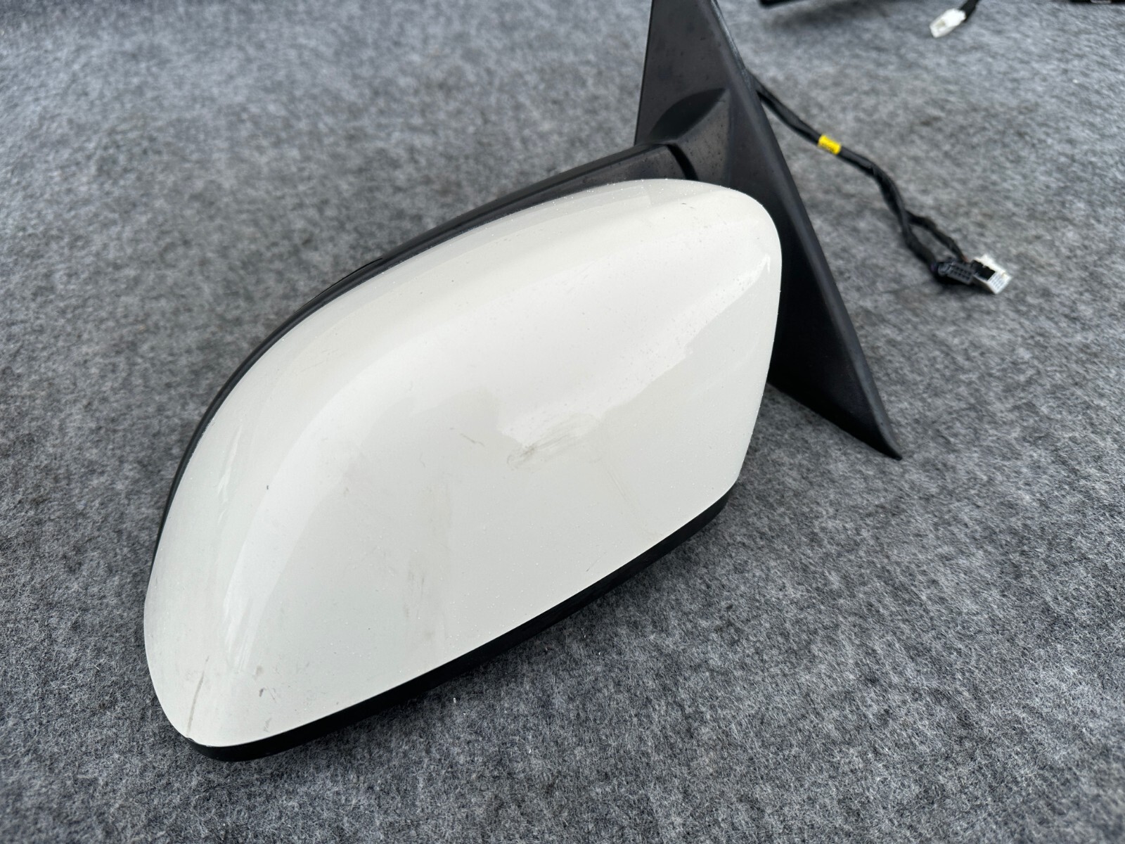 LEFT SIDE DOOR MIRROR ASSEMBLY W/POWER FOLD 14-20 MASERATI QUATTROPORTE GTS M156
