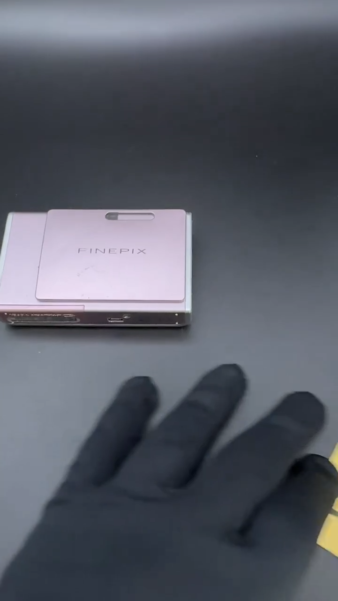 Fujifilm Finepix Z3 Pink 5.1 MP Digital Camera FROM JAPAN