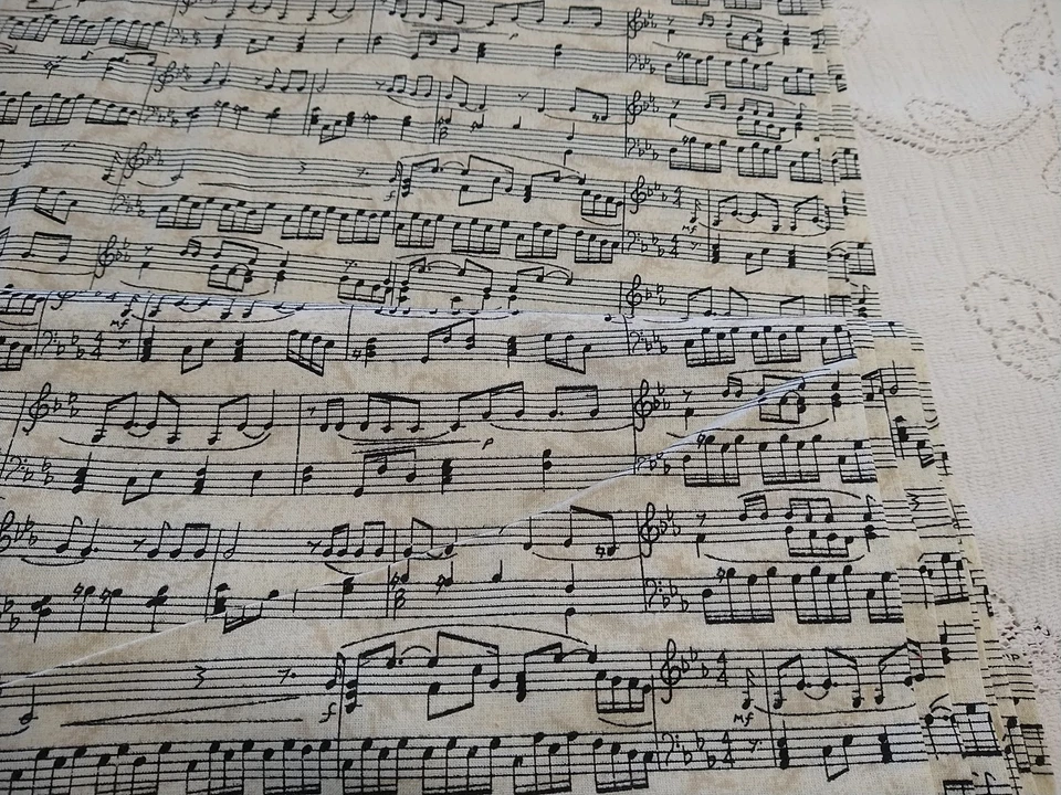 Tela de edredón de algodón vintage tradiciones #5253 partitura musical en pergamino BTHY 18x46 Foto 2 de 3