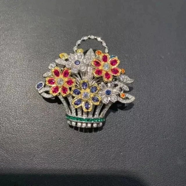 Broche broche cesta flor rubí rosa simulado ovalado de 1,50 quilates chapado en oro blanco de 14 quilates Foto 4 de 4