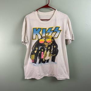 Kiss Hot in the Shade Shirt | eBay