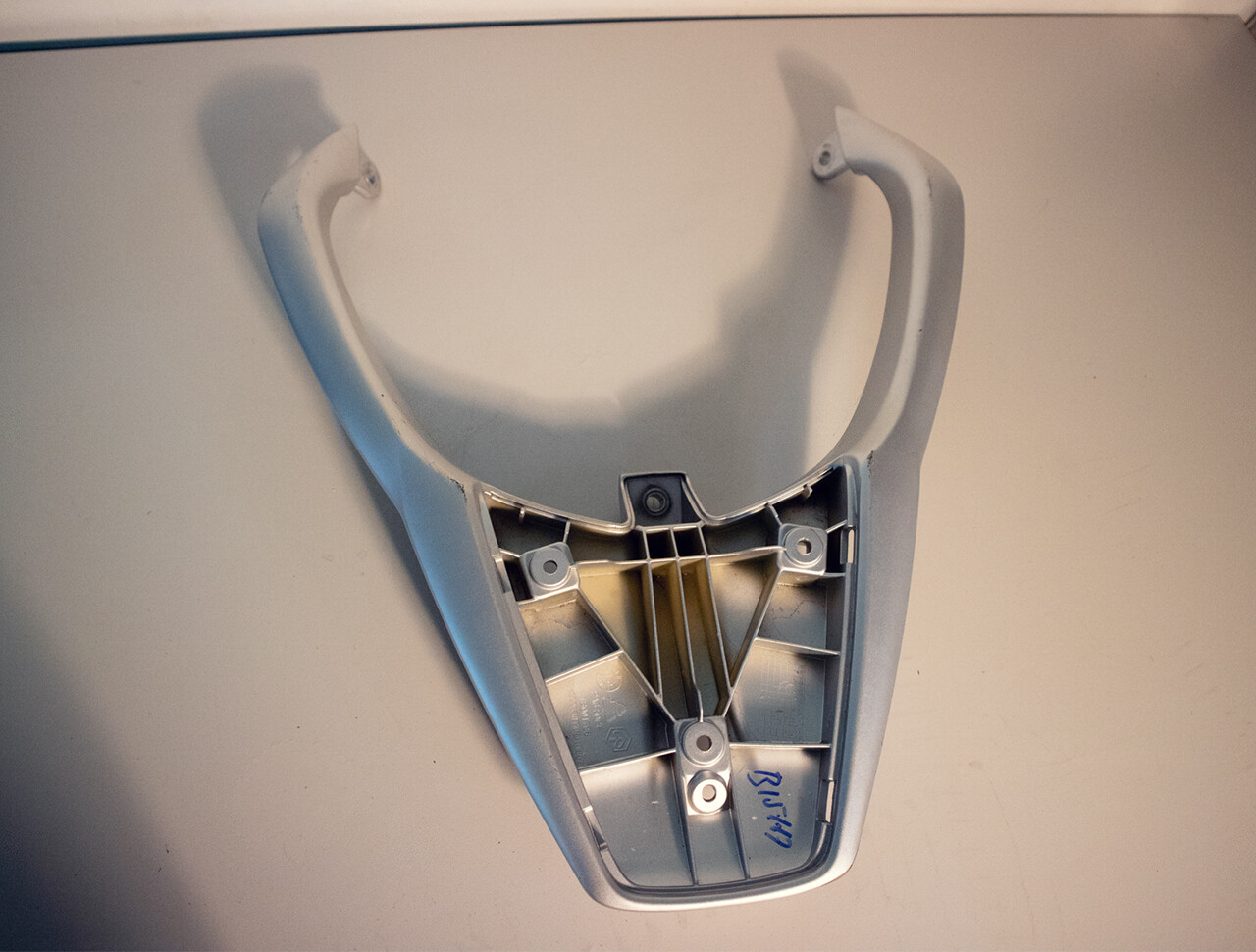 Piaggio Gepäckträger Medley 1B001706 Original silber Topcase 