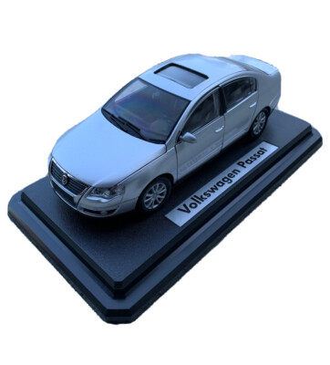 Volkswagen Passat B6 - 1/24 scale - VW Mondo Motors modelcar