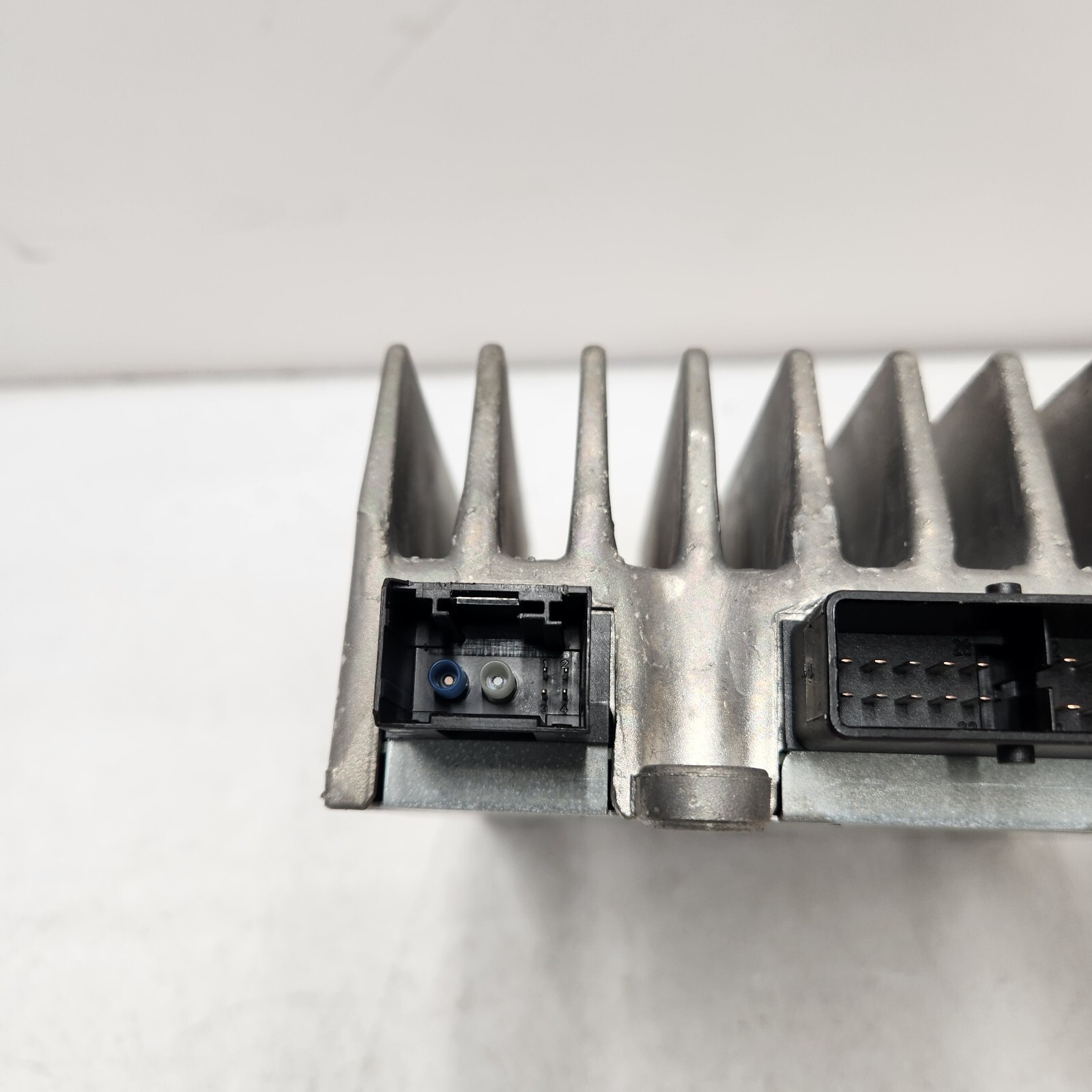 2009 MERCEDES E350 Harman Becker Amplifier A2118709690 2118709690  