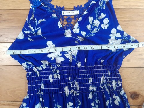 JON & ANNA Dress Blue & White V-Neck Floral Empire Waist Smocked Maxi Sz Med - Picture 10 of 11