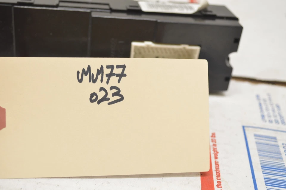 Hyundai Azera 2012 2013 ventana eléctrica interruptor maestro puerta ventana botón MM77#023 Foto 4 de 4