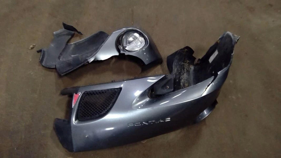 (LOCAL PICKUP ONLY) Trunk/Hatch/Tailgate With Spoiler Fits 05-08 GRAND PRIX 4200 - Image 3 of 4