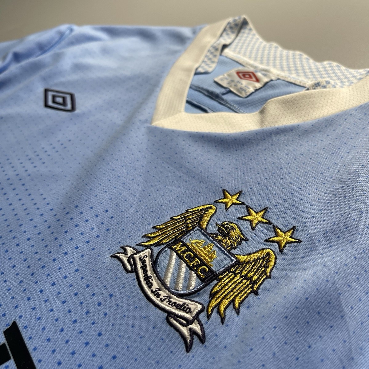MANCHESTER CITY UMBRO 2011/2012 SOCCER FOOTBALL HOME JERSEY #21