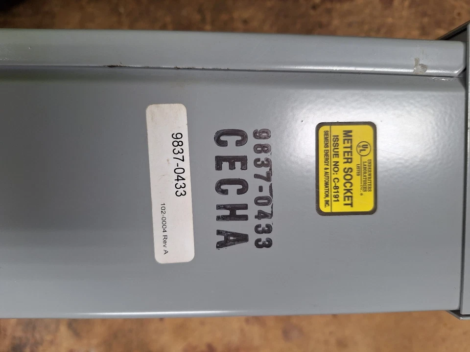 Enchufe medidor Siemens 9837-0433 20A 600V nuevo excedente sin caja Foto 4 de 4