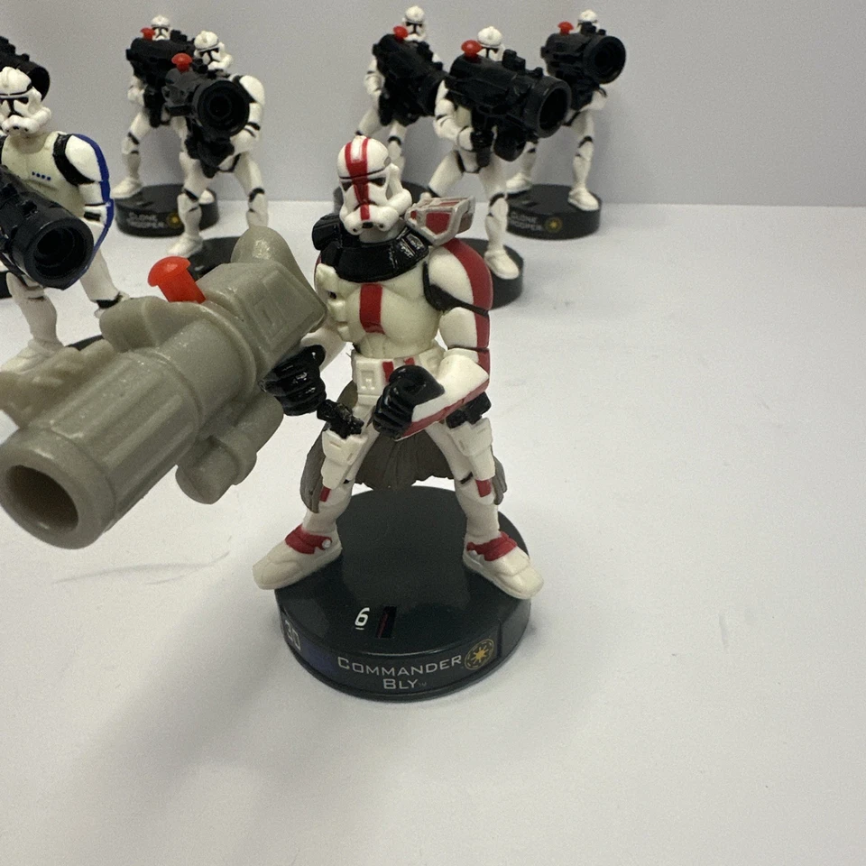 Star Wars Attacktix Lote de 10 Soldados Clon, Comandantes y Teniente  Foto 2 de 4