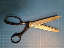 Wiss Pinking Shears Scallop Edge Sewing Fabric Craft Zig Zag Cut Scissors Tool