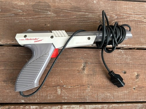 1985 Nintendo Zapper Light Gun Controller, Wired For Nintendo NES,
