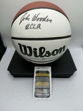 John Wooden UCLA Coach Autographed Signed basketball PSA SPB-TS 239099