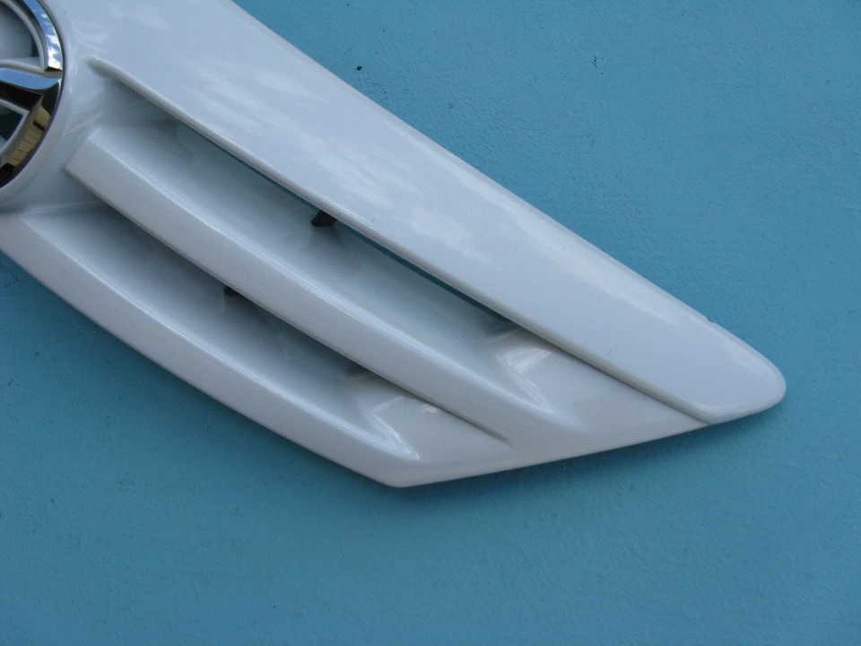 04 05 06 MAZDA 3 MAZDA3 HATCHBACK SUPERIOR PARACHOQUES DELANTERO REJILLA EMBLEMA USADO #6 Foto 4 de 4