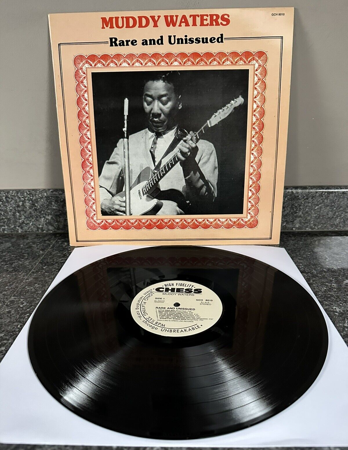 VINYL LP MUDDY WATERS RARE AND UNISSUED ALBUM ITALIAN 1ST PRESS GCH 8010 VG+/EX