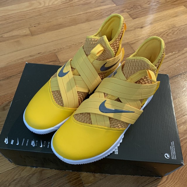 lebron soldier 12 yellow