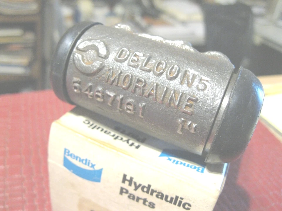 Nuevo de Lote Antiguo 1964-1970 Buick Special, Olds Cutlass Cilindro Rueda Trasera Derecha, 1" Foto 2 de 2