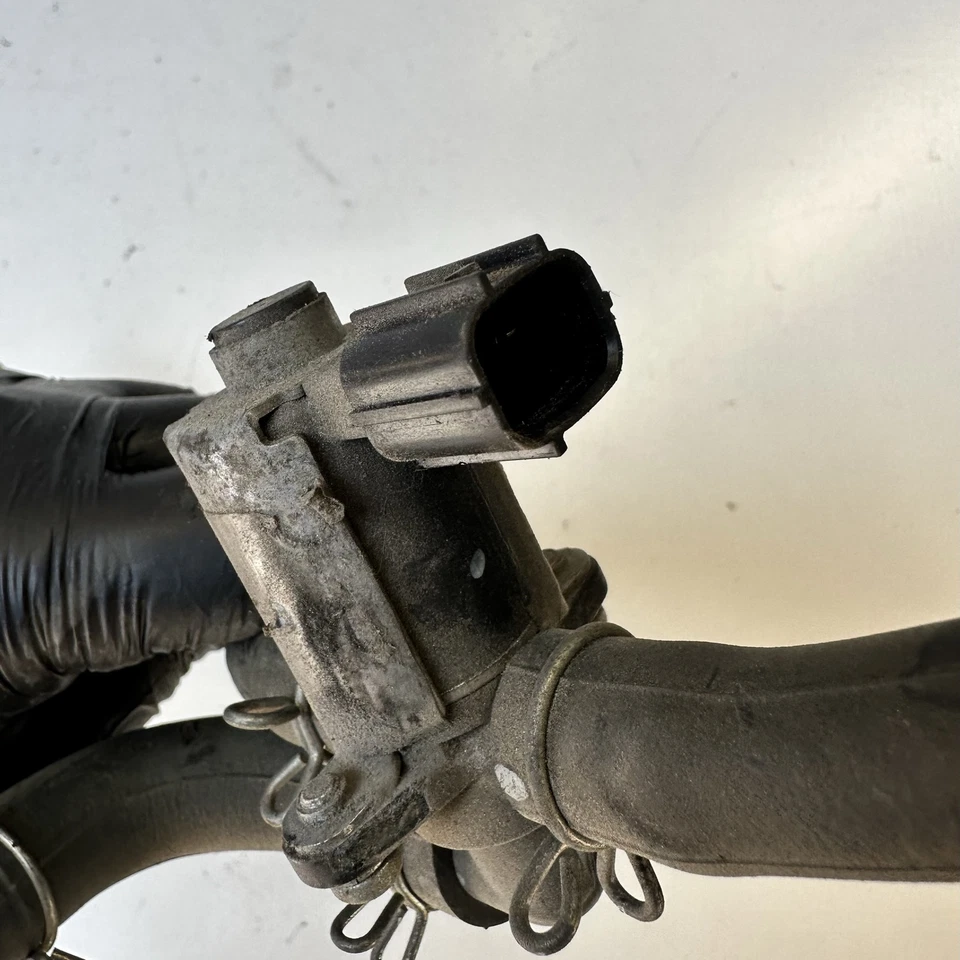 Electroválvula de inyección de aire HONDA NT700 NT700V 700 DEAUVILLE 2008 Foto 3 de 4