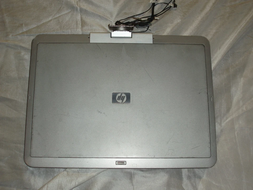 HP Elitebook 2730p Touch Display Assembly with led, fingerprint reader B+ Cond - Image 2 of 3
