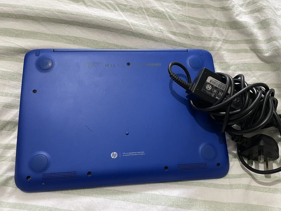 hp stream 11.6 laptop - Image 2 of 4