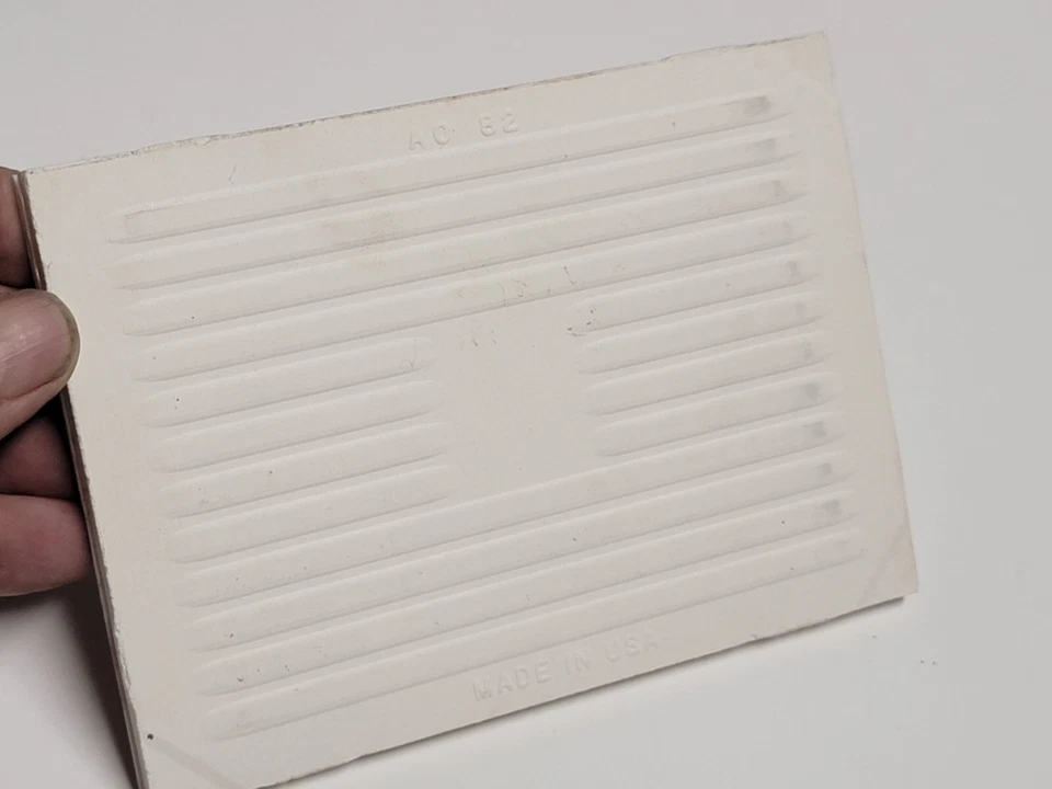 复古 AO 陶瓷瓷砖宽矩形 4 1/4" x 6" 米色 带棕色斑点 光泽 NOS — 第 3/3 张图片