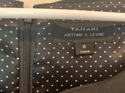 Tahari Arthur S. Levine Black Collared Buckle Dress SZ 8 - Picture 3 of 6