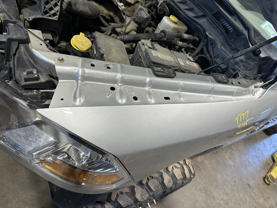 Guardabarros izquierdo Dodge Ram 3500 3500 2012 2013 2014 2015 2016 2017 2018 OEM Foto 3 de 4