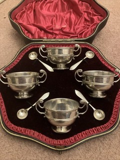 Solid Silver ‘Wakely and Wheeler’ Cruet Set ‘Depree Raeburn & Young’ Exeter