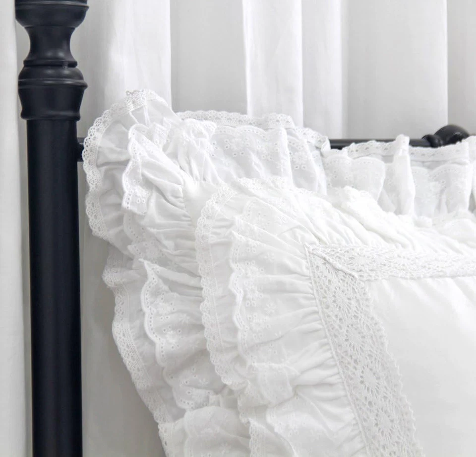 Juego de 2 fundas de almohada Euro Shams blancas de encaje Queen's House 26x26 Foto 2 de 4