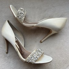 Badgley Mischka Ivy Nude Satin Heels Women 8.5 Embellished Evening Wedding